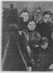免费精品美女久久久久久久久久